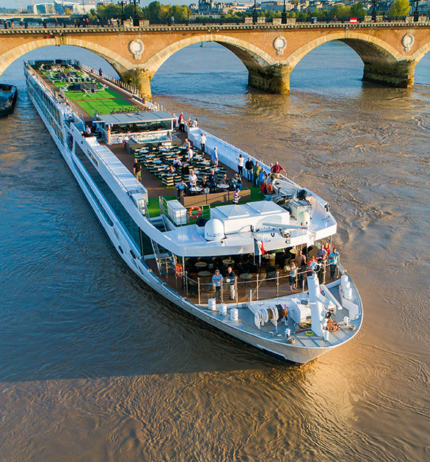 Scenic Diamond cruising through Bordeaux, France