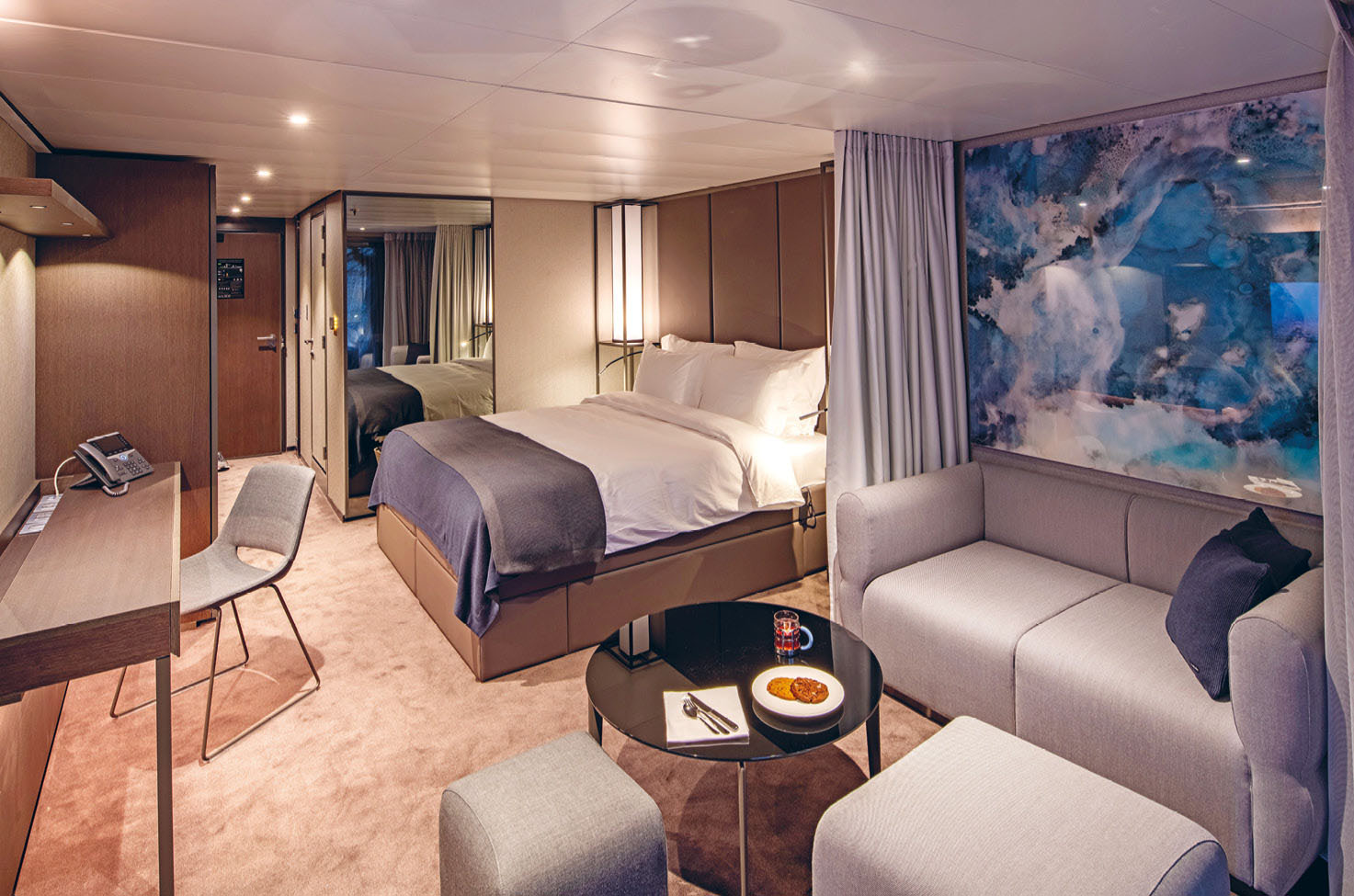 A look at a suite on board Scenic Eclipse